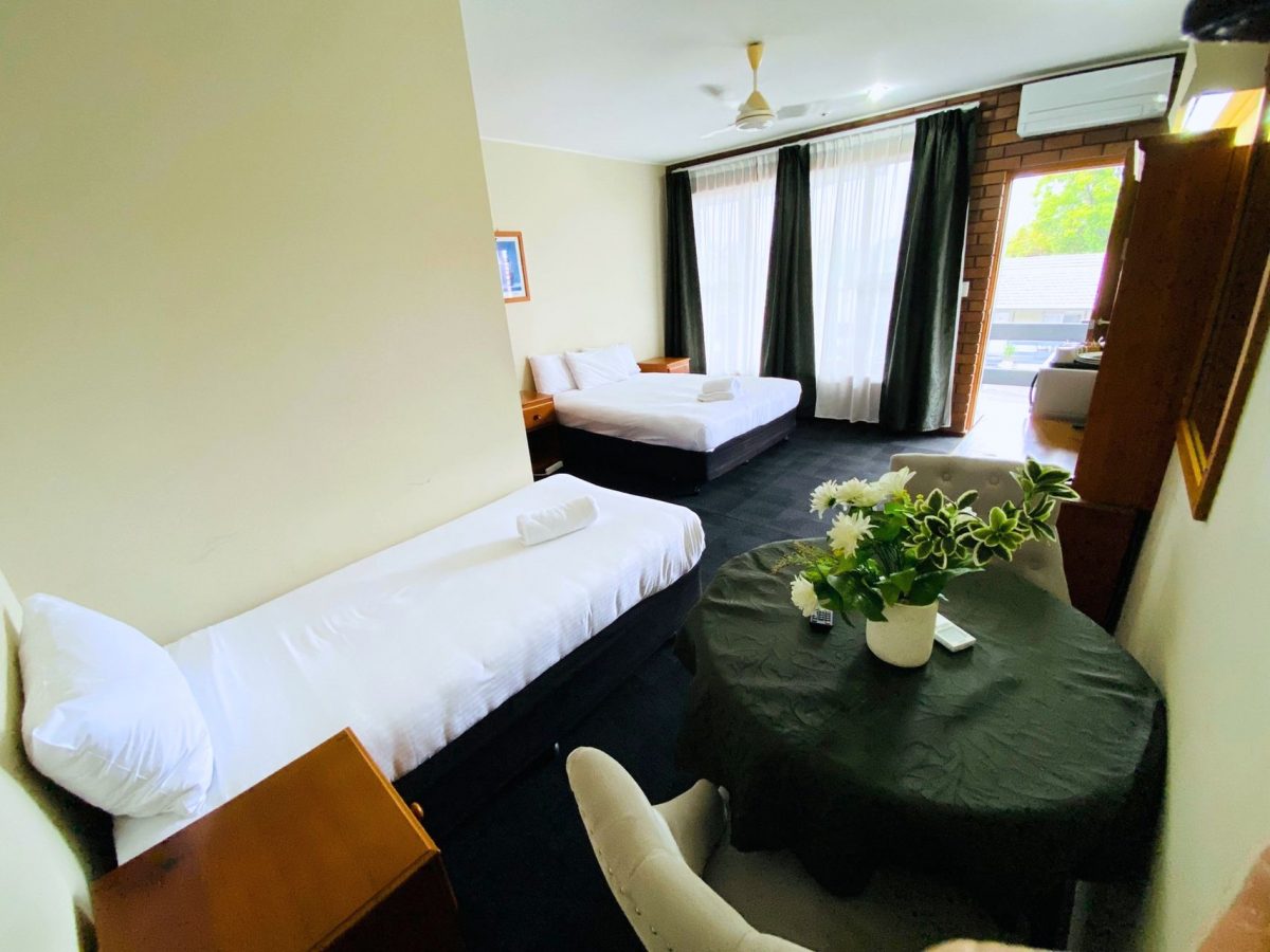 Nowra Motor Inn - Small Family Room